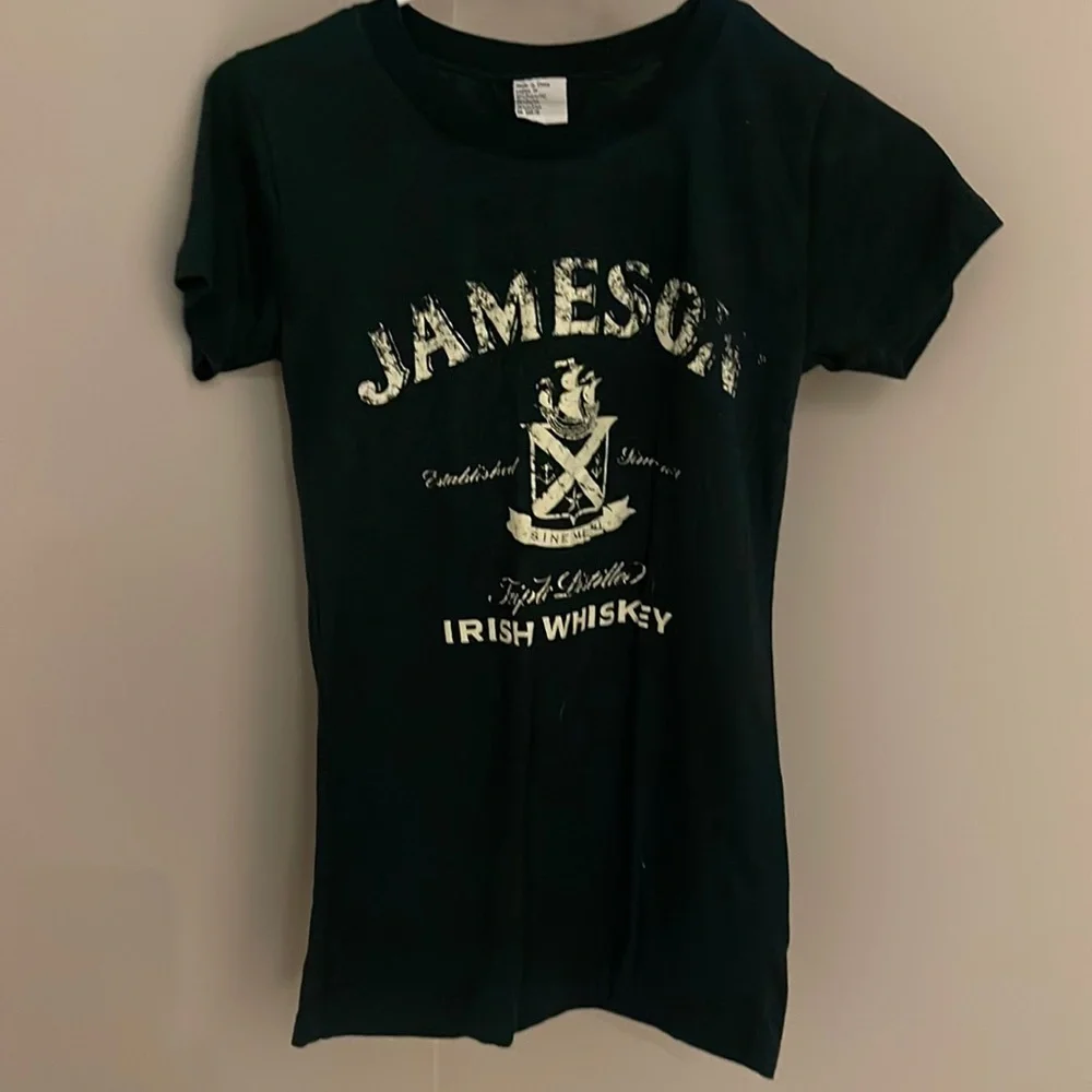 Tee - Picture 1 of 4